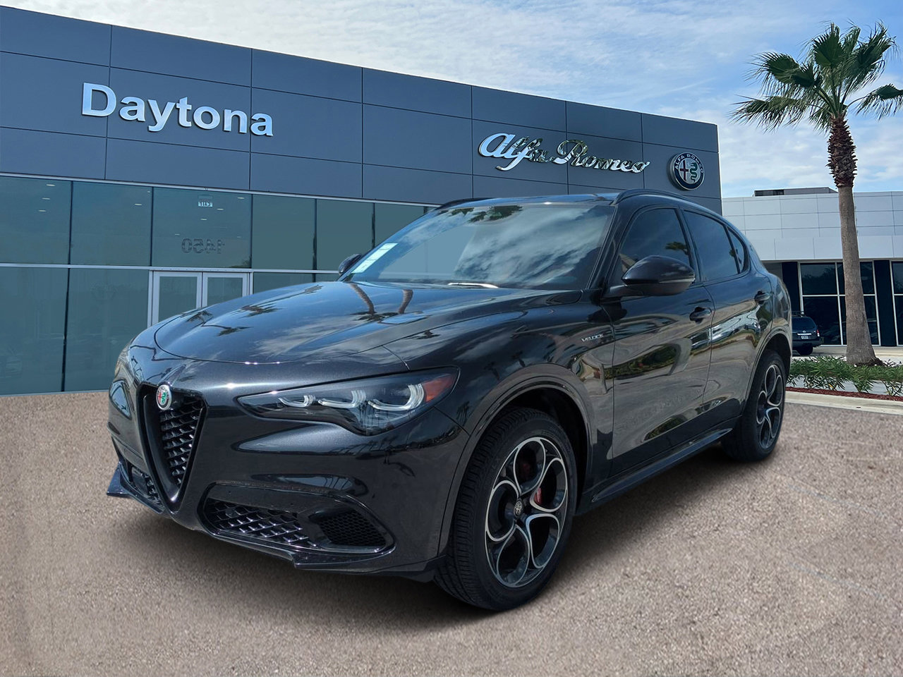 2025 Alfa Romeo Stelvio Sprint photo 6