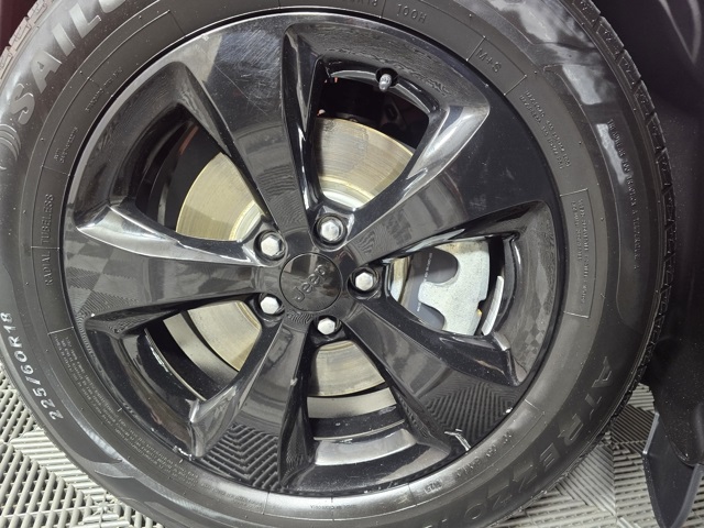 2021 Jeep Cherokee Altitude photo 2