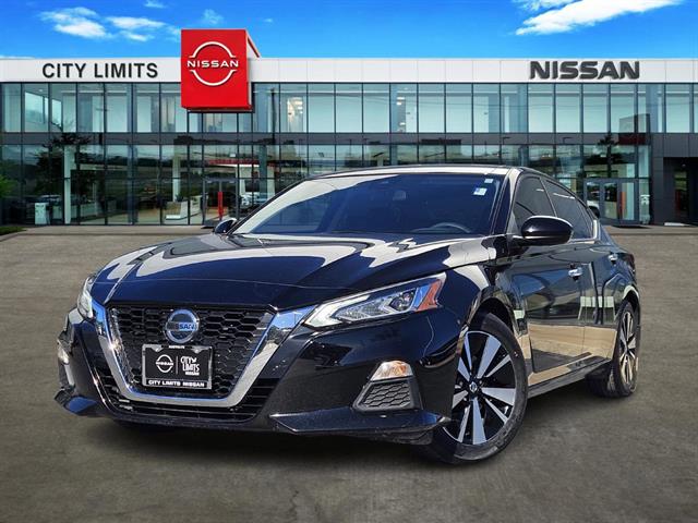2022 Nissan Altima SV