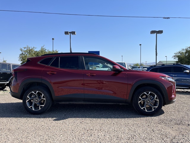 2024 Chevrolet Trax LT photo 5