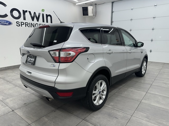 2017 Ford Escape SE photo 4