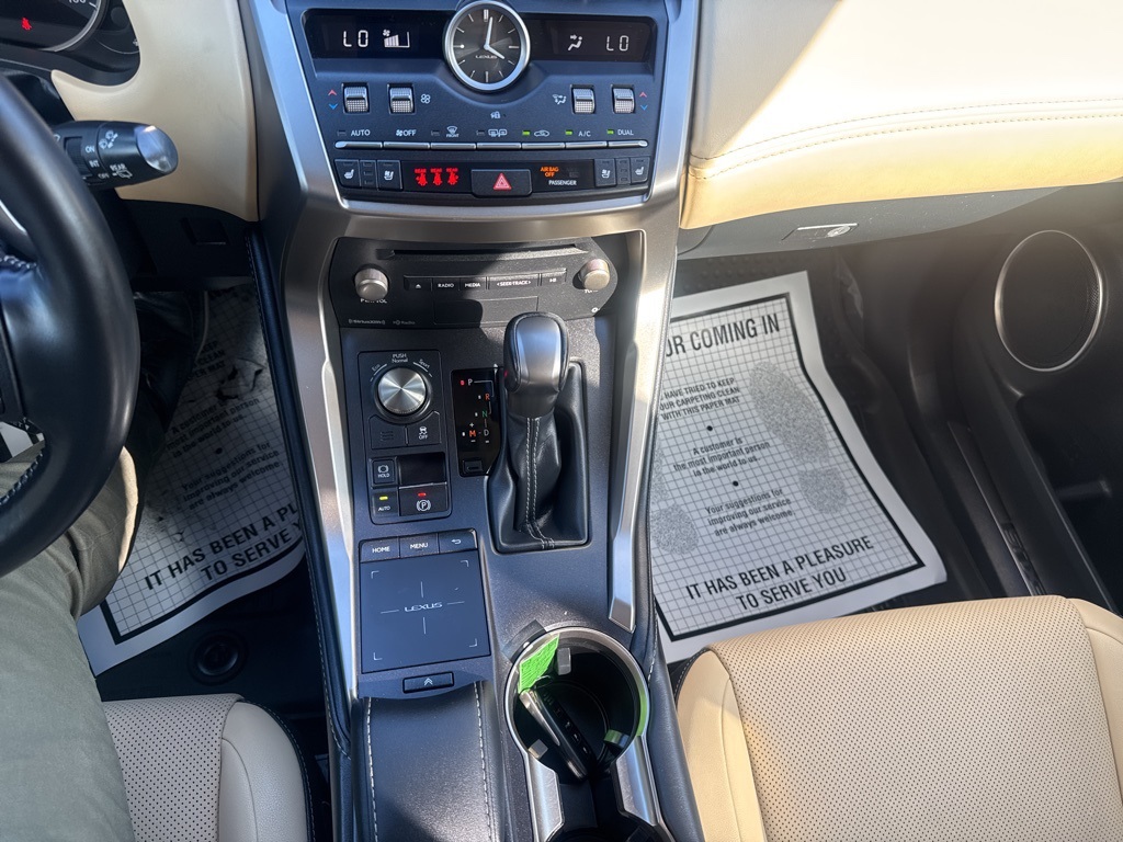 2020 Lexus NX 300 photo 20