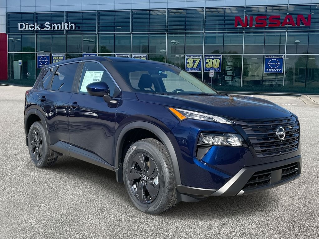 2026 Nissan Rogue SV's photo