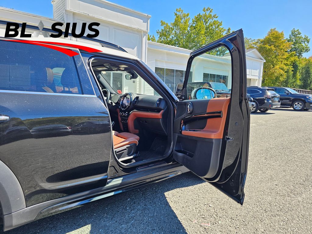 2021 Mini Countryman John Cooper Works ALL4 photo 6