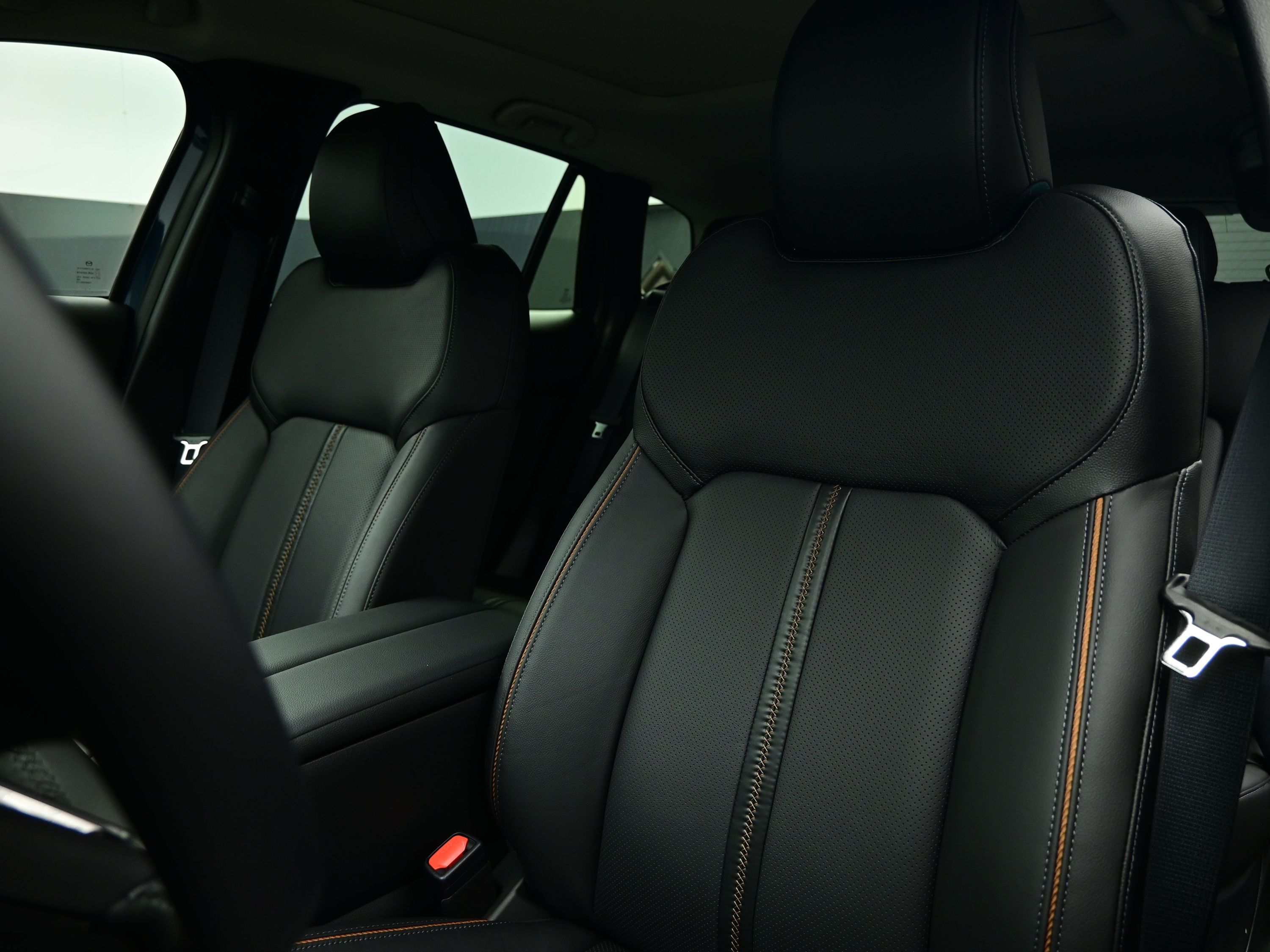 2025 Mazda CX-50 Premium photo 9