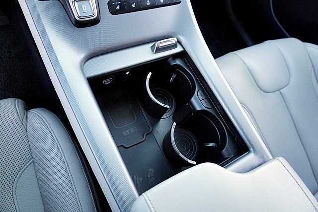 Used 2024 Red Hyundai Limited image 33