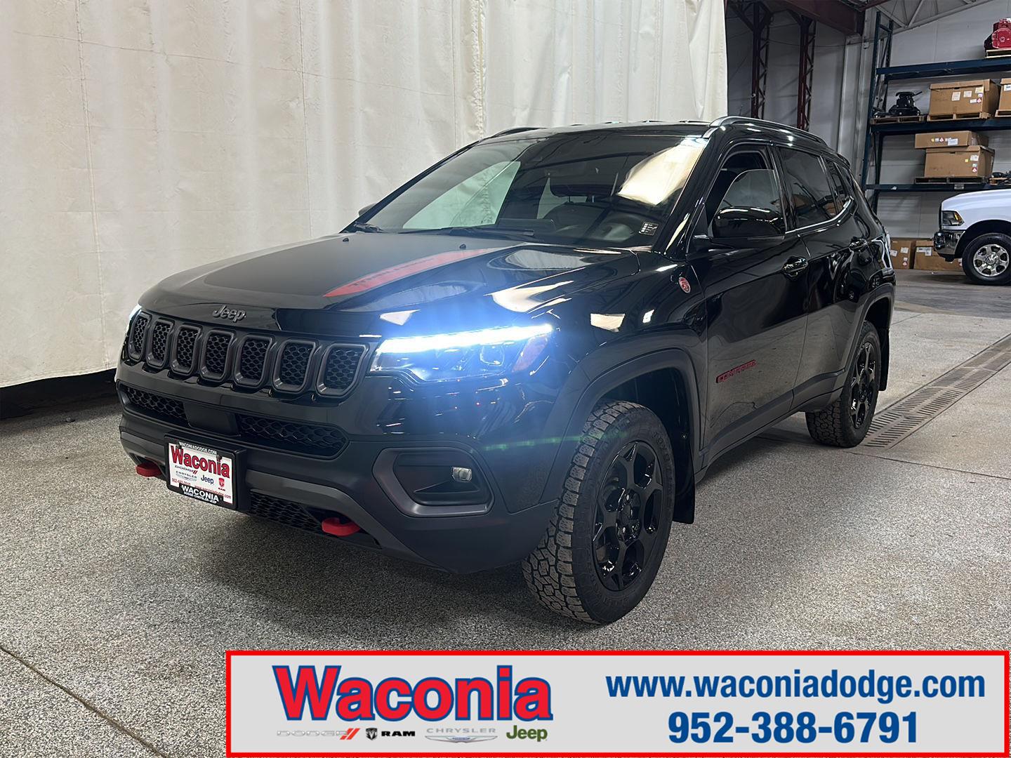 2023 Jeep Compass Trailhawk's photo