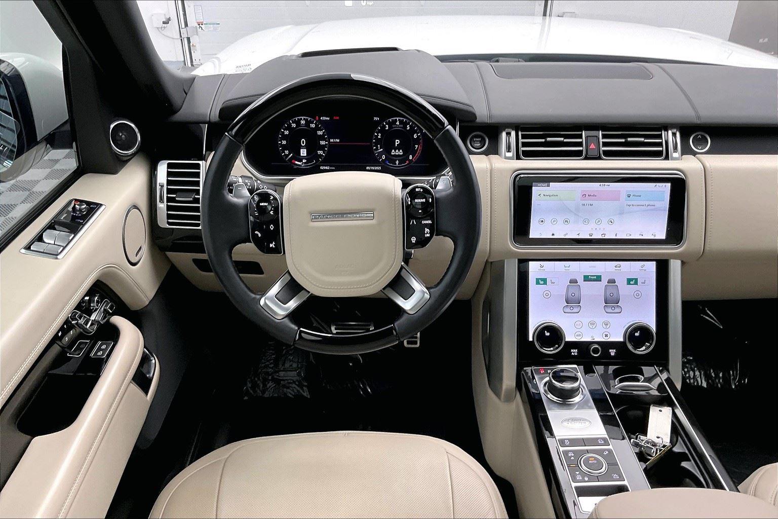 2021 Land Rover Range Rover Autobiography photo 3