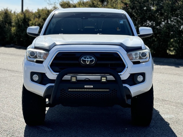 2018 Toyota Tacoma SR5 photo 3