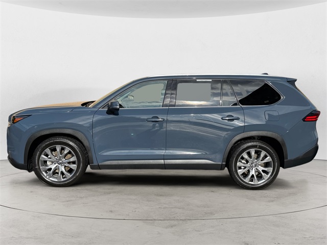 2025 Toyota Grand Highlander Limited photo 2