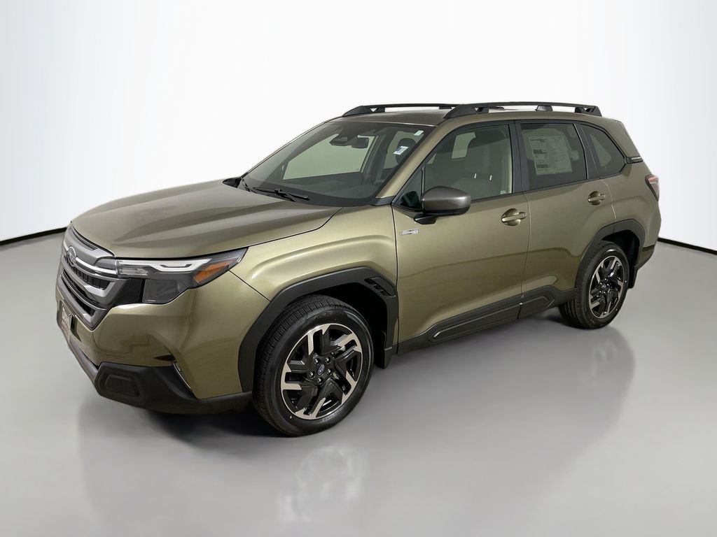 2025 Subaru Forester Premium photo 4