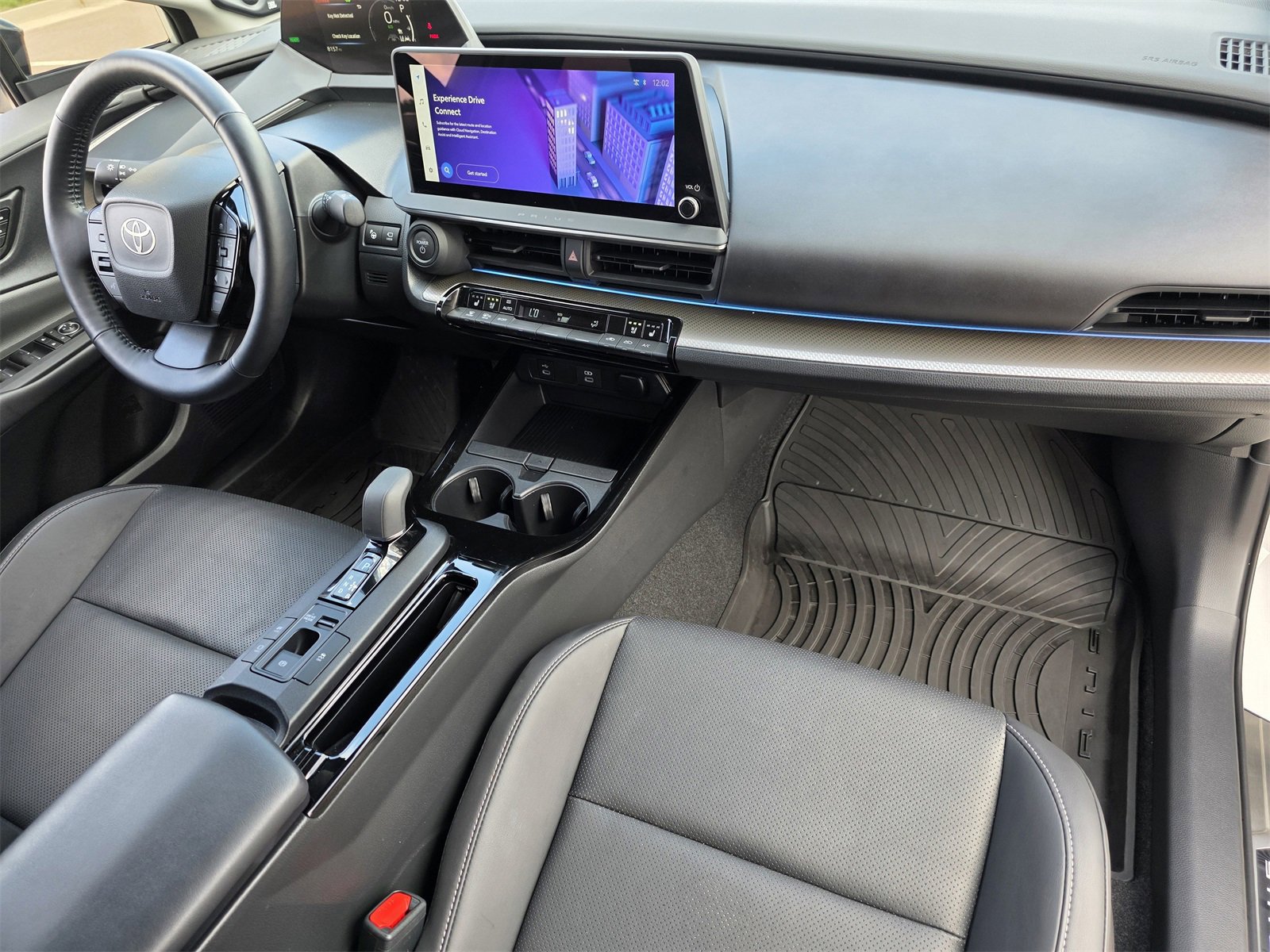 2024 Toyota Prius LE photo 26