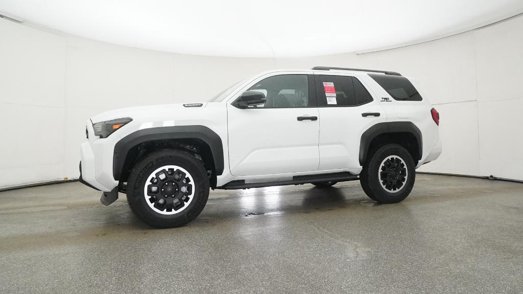 2025 Toyota 4Runner TRD Off-Road photo 3