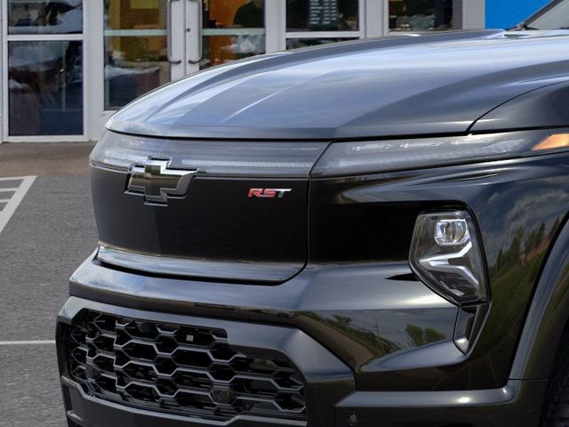 2024 Chevrolet Silverado EV RST photo 11