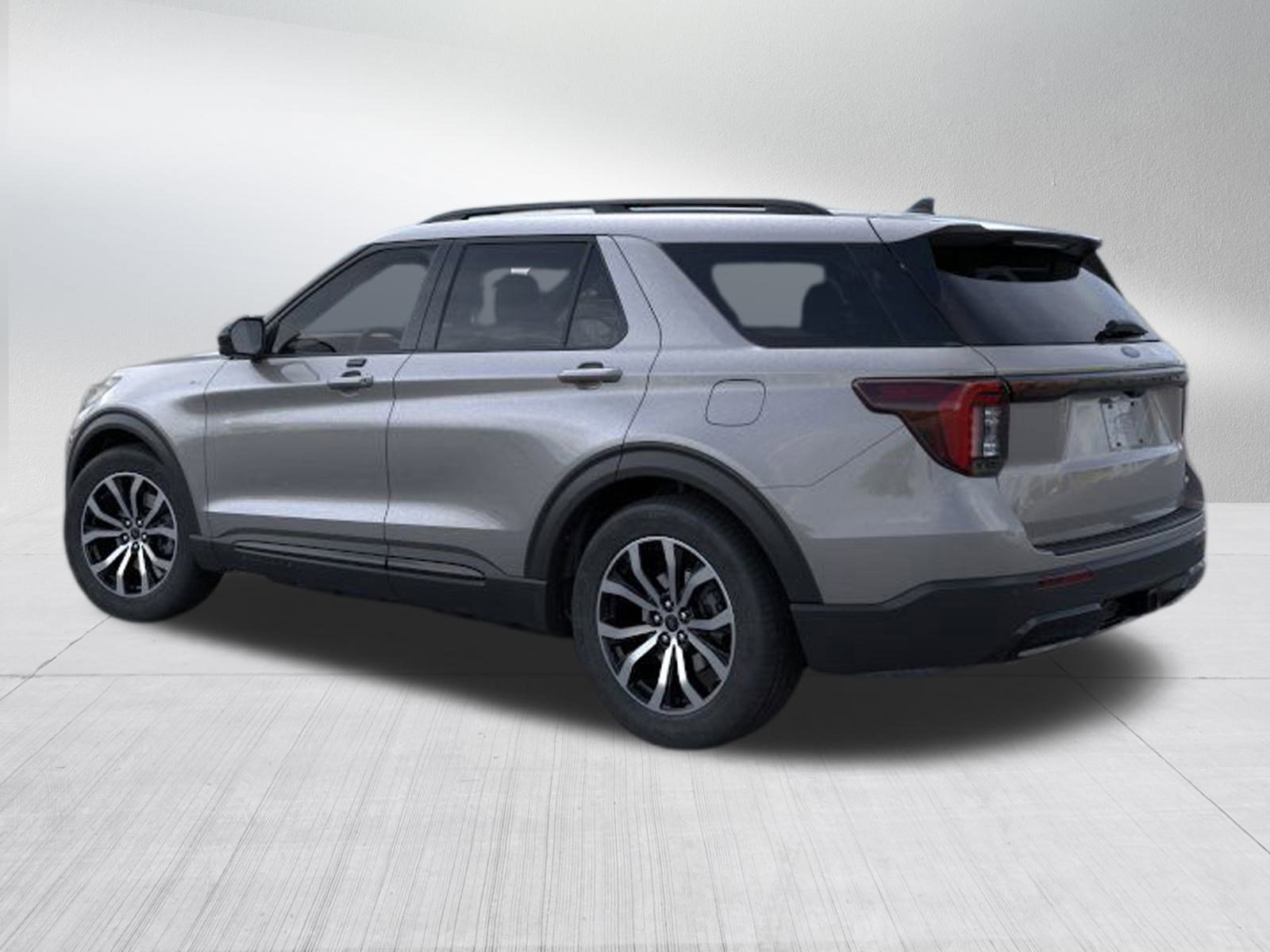 2026 Ford Explorer ST-Line photo 3