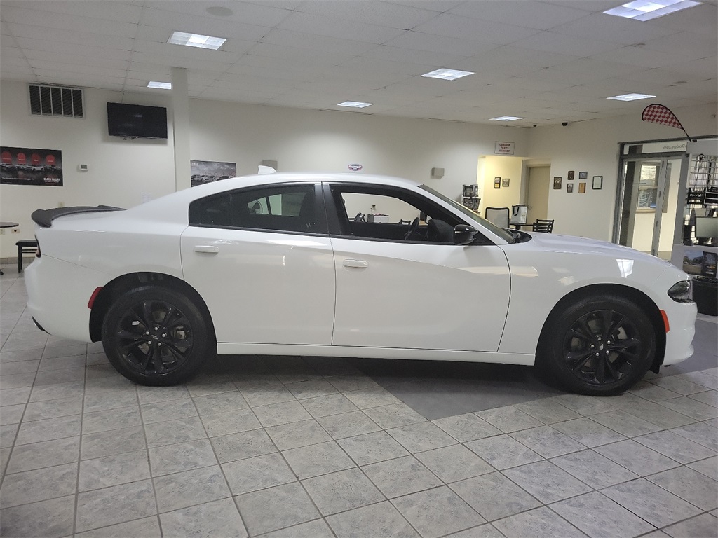 2023 Dodge Charger SXT photo 4