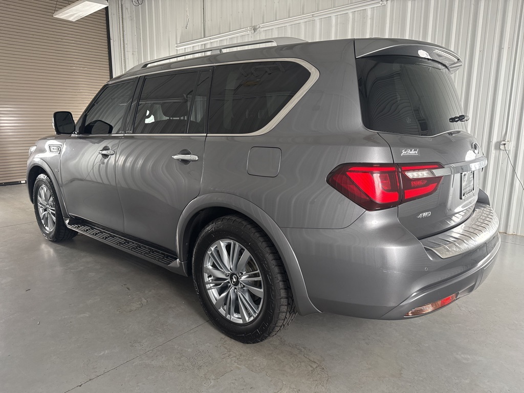 2020 Infiniti QX80 Luxe photo 2