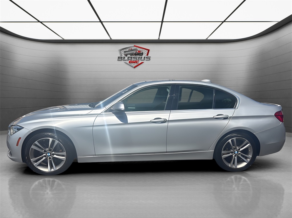 Used 2018 BMW 3 Series 330i with VIN WBA8D9G50JNU69653 for sale in Waterbury, CT