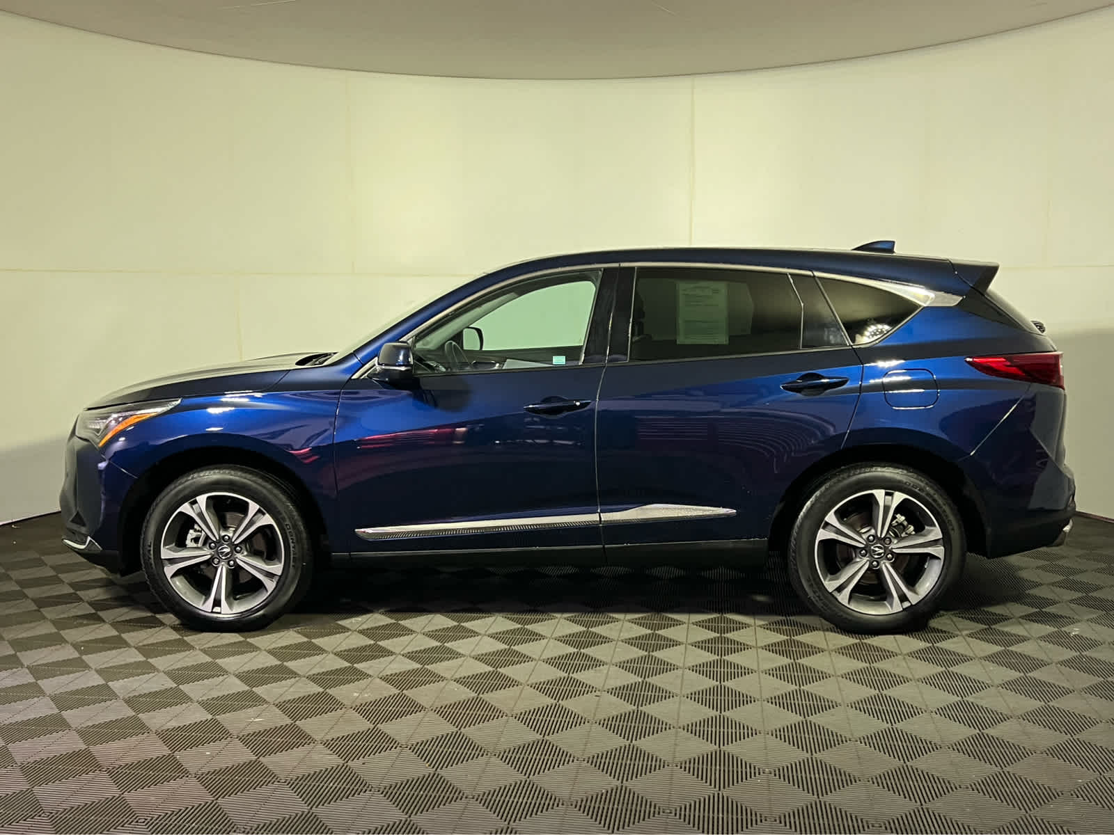 2023 Acura RDX Advance photo 2