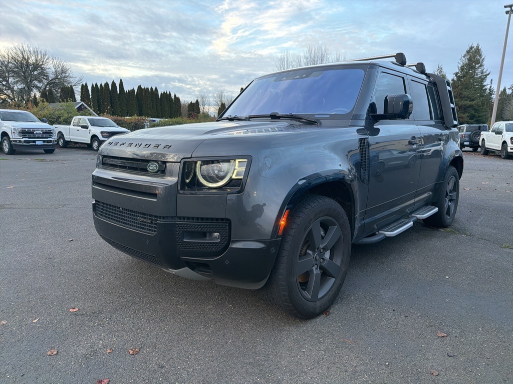 2022 Land Rover Defender X-Dynamic HSE's photo
