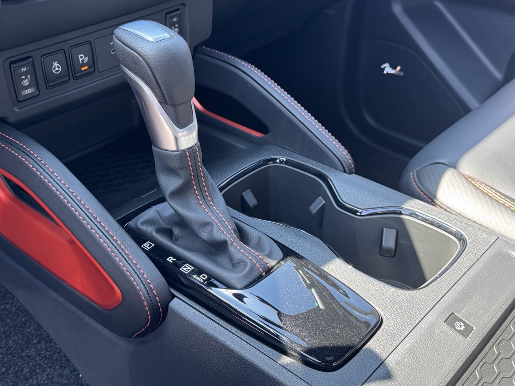 2025 Nissan Frontier PRO-4X photo 11