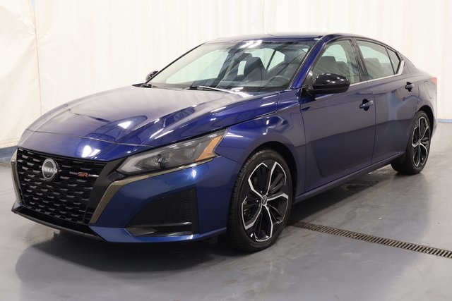 2024 Nissan Altima 2.5 SR photo 5