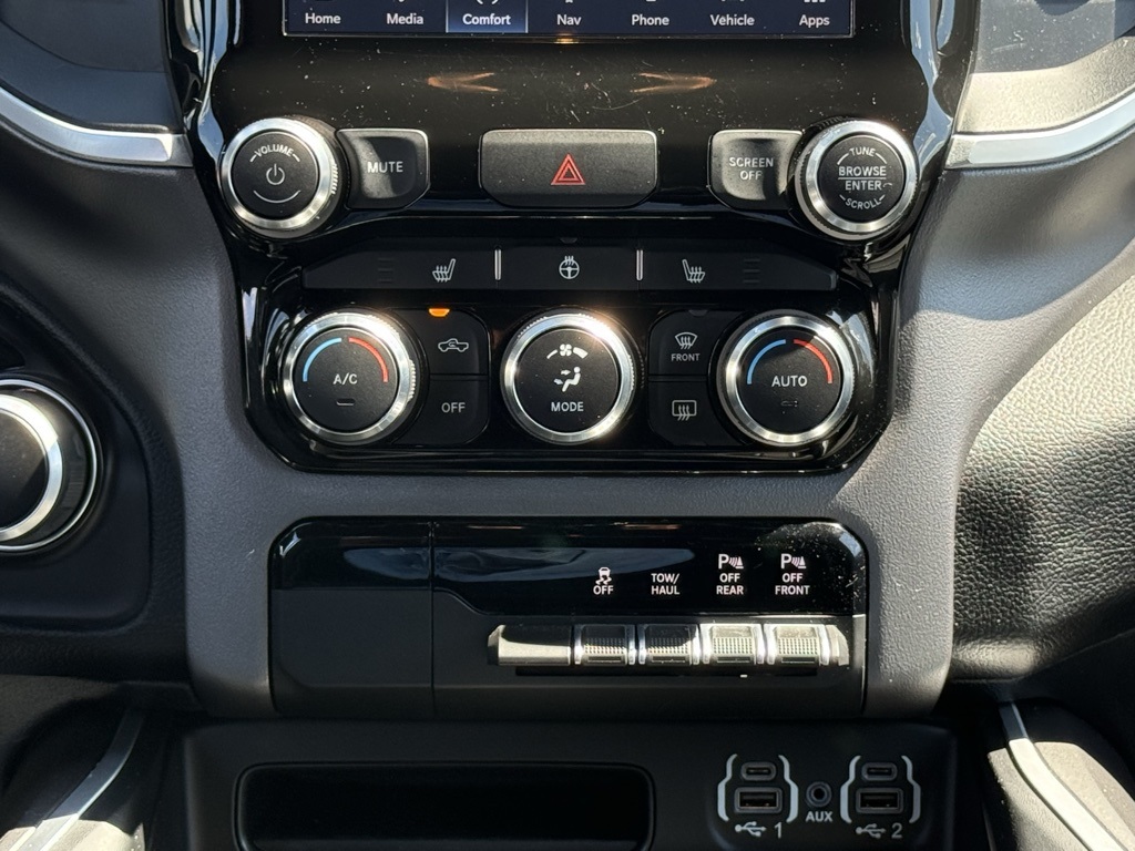 2022 Ram 1500 Big Horn Lone Star photo 23