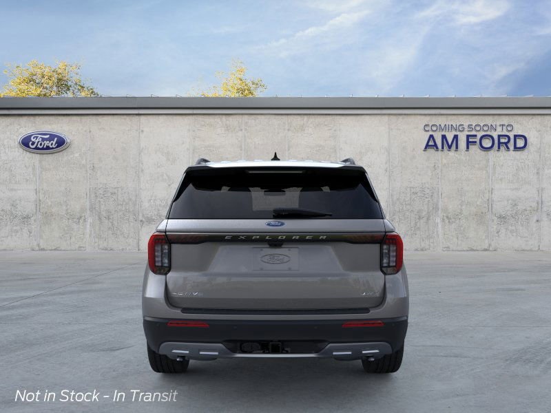 2025 Ford Explorer photo 3