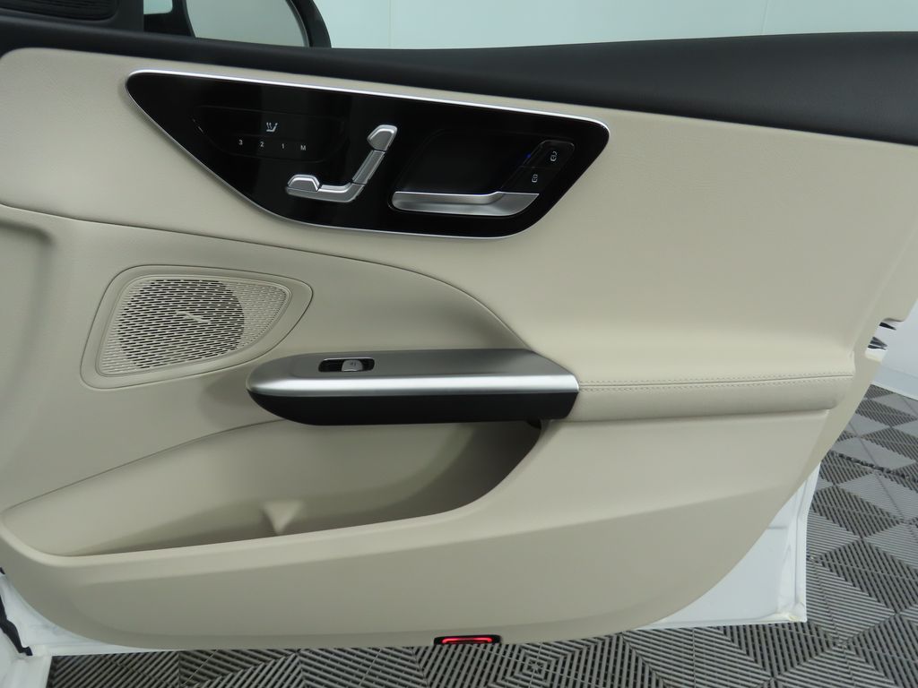 2025 Mercedes Benz C 300 photo 21
