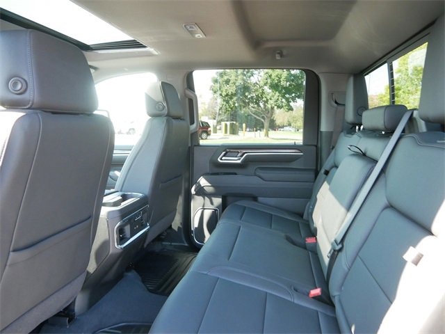 2026 Chevrolet Silverado 3500HD LTZ photo 4