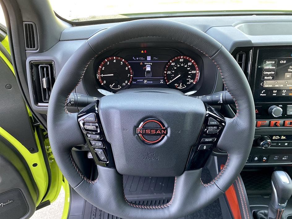 2026 Nissan Frontier Crew Cab PRO-4X photo 9