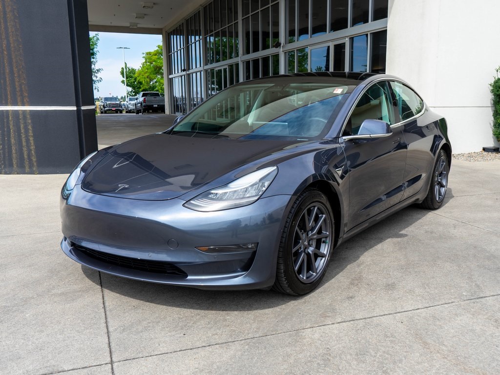 2020 Tesla Model 3 Long Range photo 3