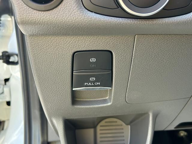 2025 Ford Transit photo 22