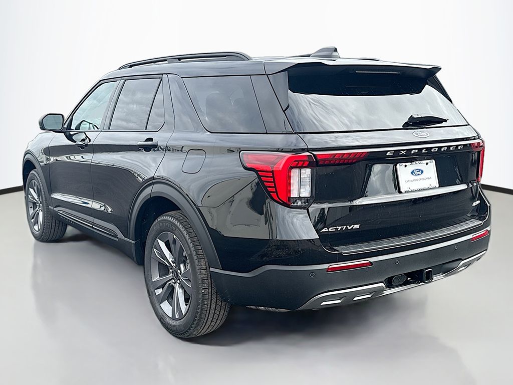 2026 Ford Explorer photo 4