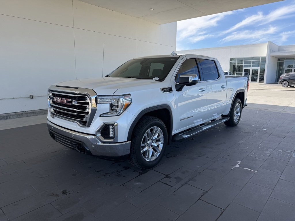 2019 GMC Sierra SLT's photo