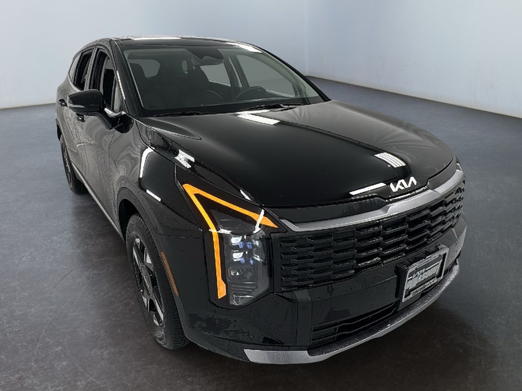 2026 Kia Sportage LX's photo