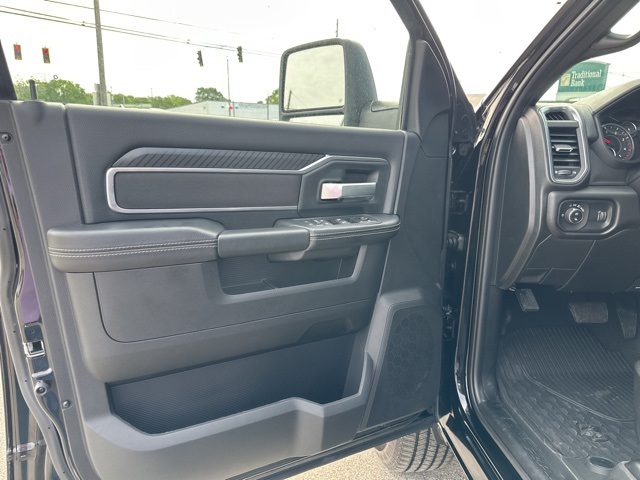 2025 Ram 2500 Big Horn photo 10