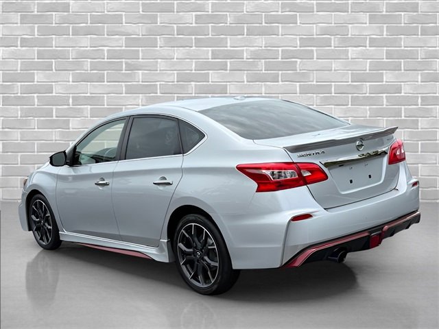 2019 Nissan Sentra Nismo photo 3