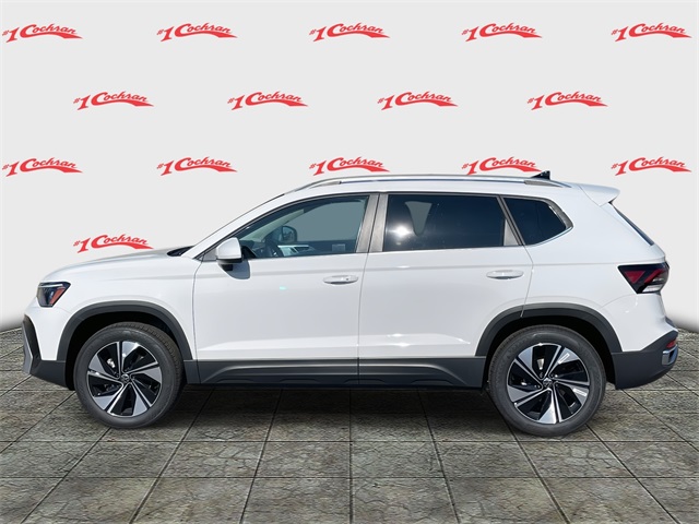 2025 Volkswagen Taos SE photo 6