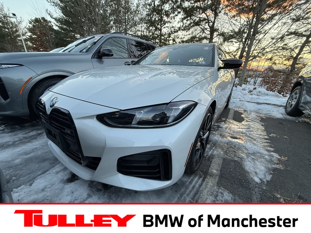 2025 BMW 4 Series M440i's photo