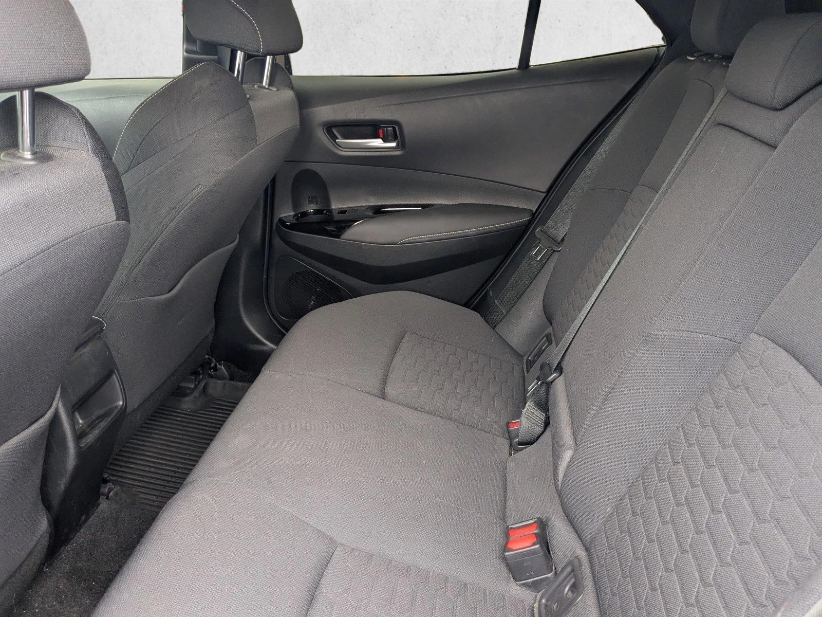 2022 Toyota Corolla SE photo 16