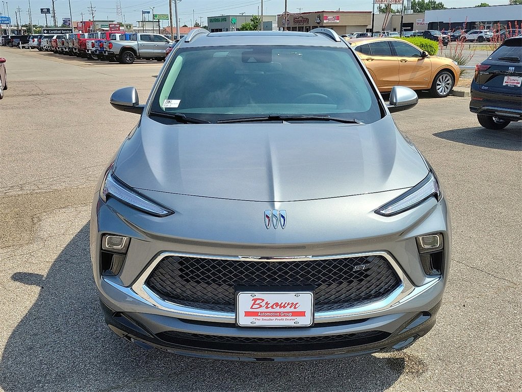 2026 Buick Encore GX Sport Touring photo 3