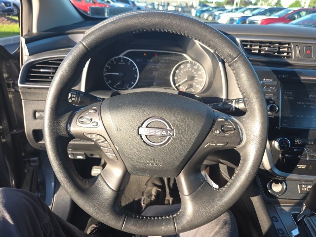 2023 Nissan Murano SV photo 14