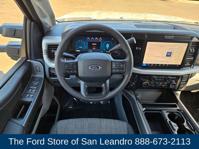2026 Ford F-250 photo 12