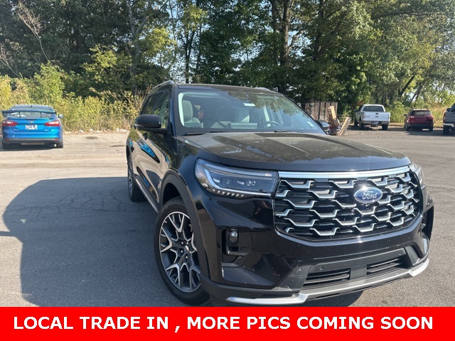2025 Ford Explorer Platinum photo 3