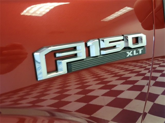 2016 Ford F-150 XLT photo 16