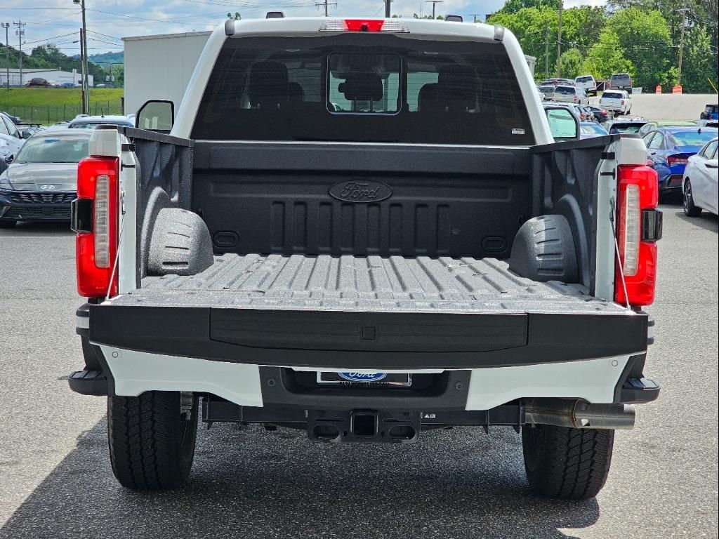 2024 Ford F-250 Lariat photo 12