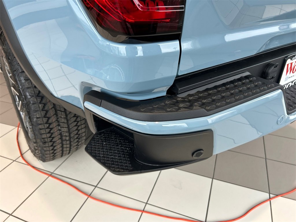 2026 GMC CANYON - Image 33