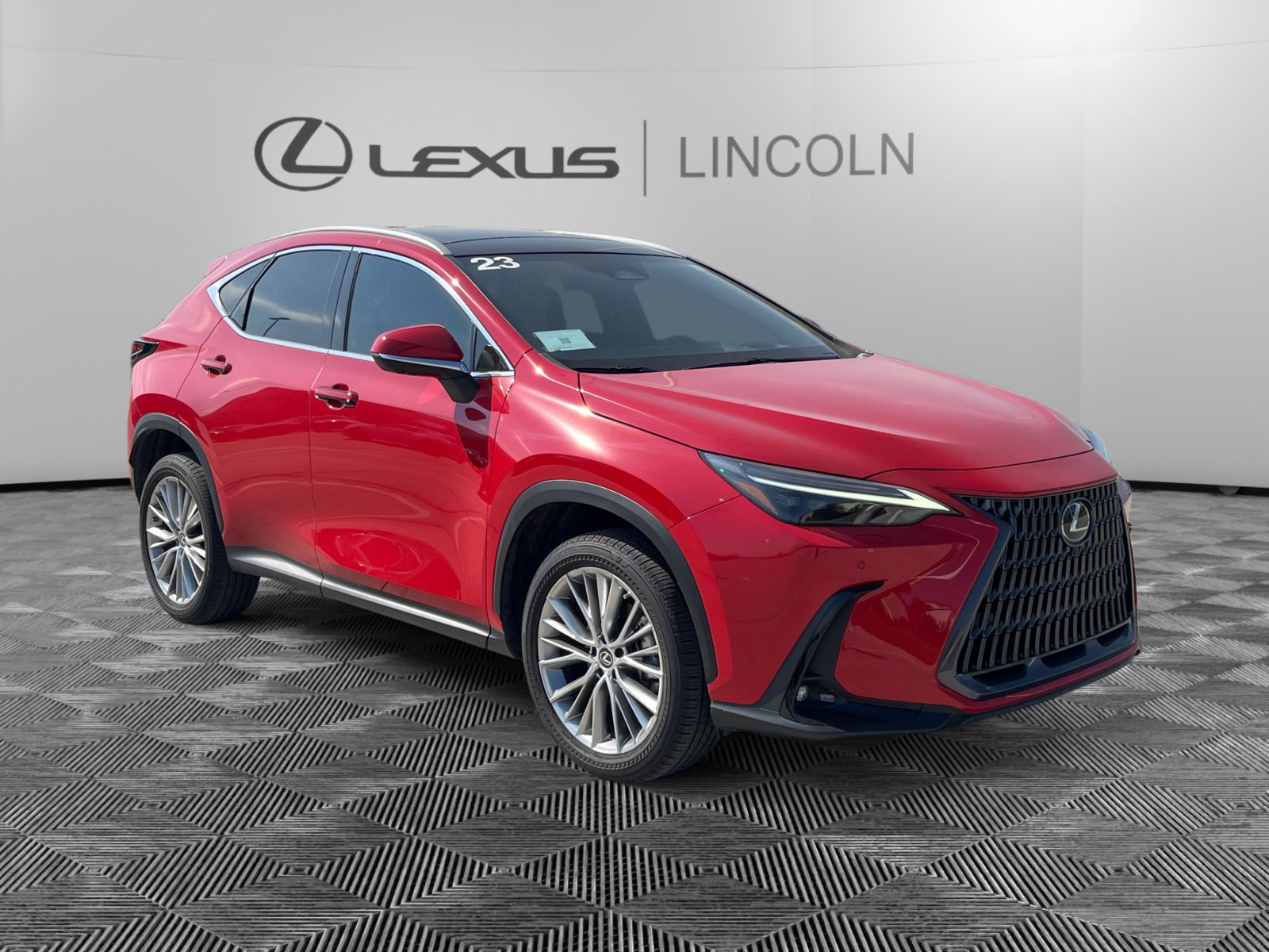 2023 Lexus NX Luxury's photo