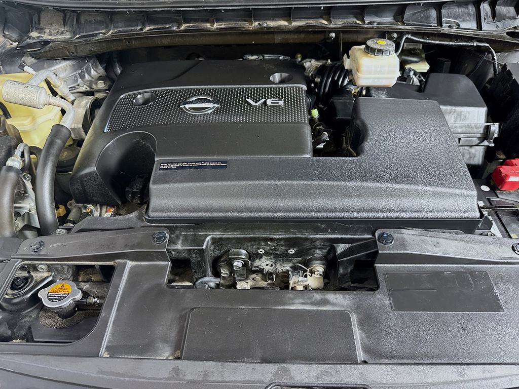 2016 Nissan Murano SV photo 38